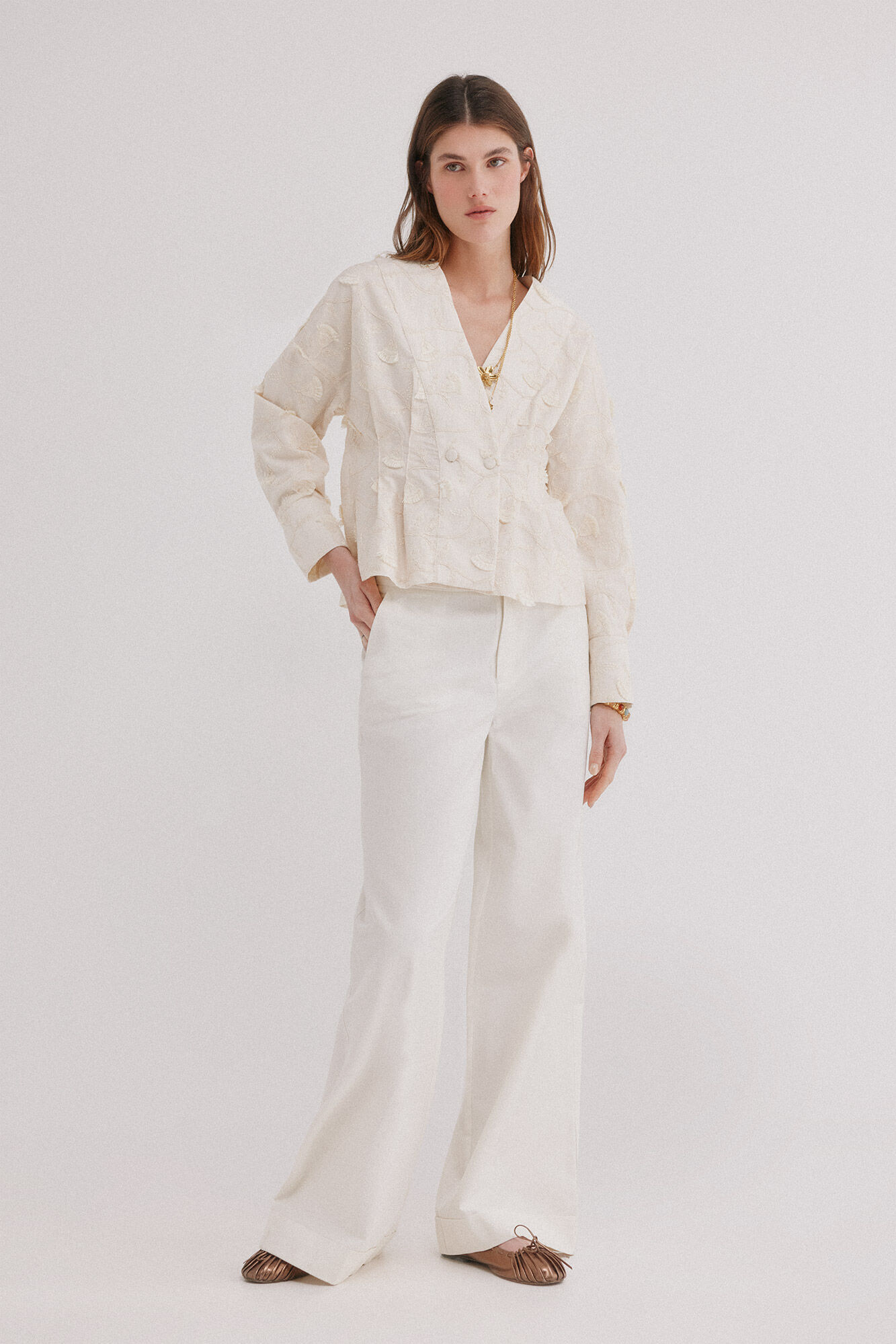 Hoss Intropia Gema. Blusa bordada