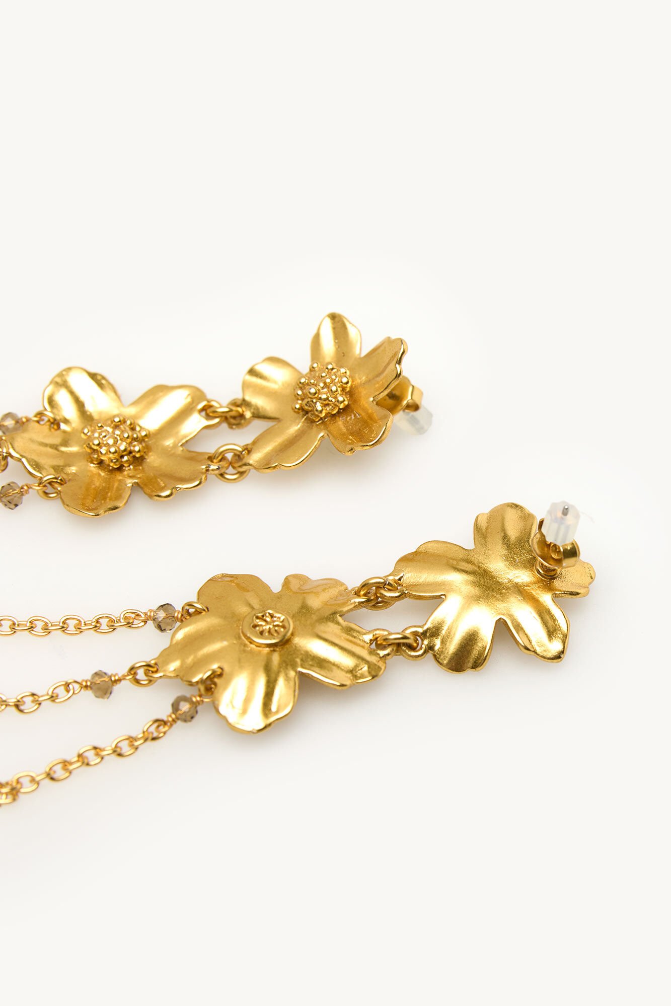 Hoss Intropia Leila. Pendientes Flor