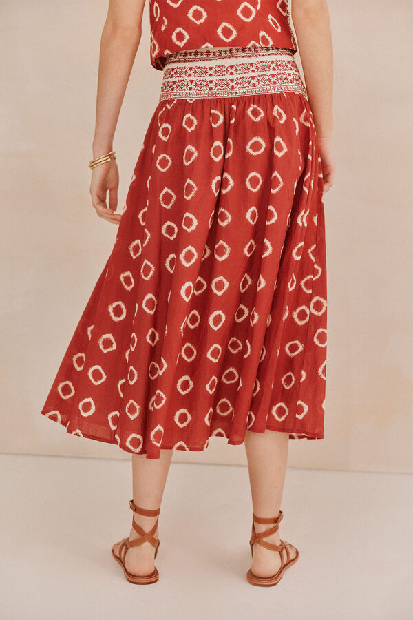 Hoss Intropia Romina. Falda estampada rojo