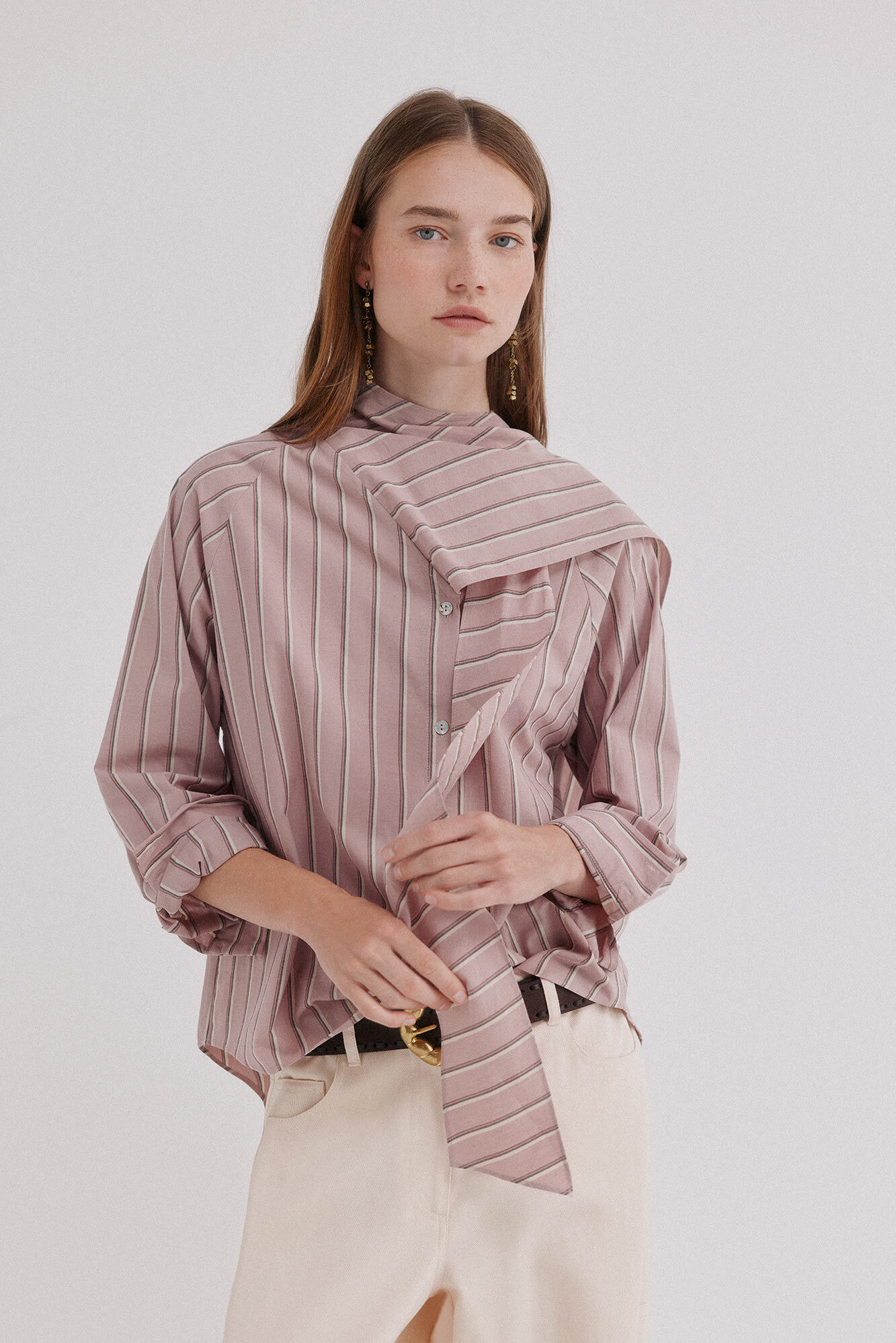 Hoss Intropia Cecile. Camisa len&ccedil;o
