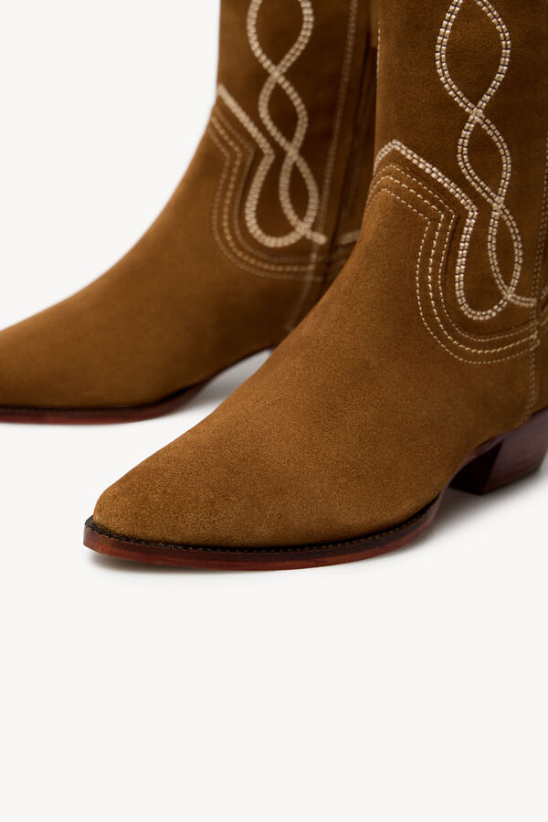 Hoss Intropia Macarena. Botines de serraje Marron