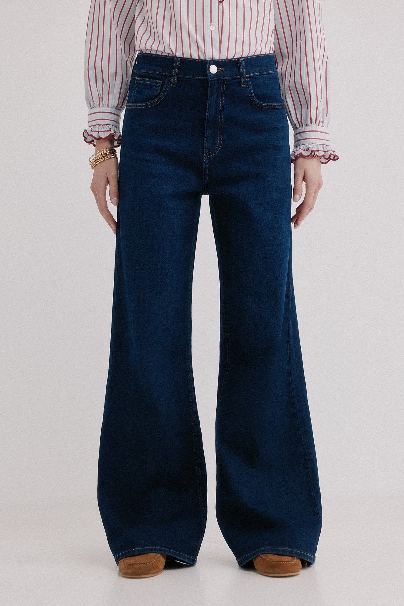 Hoss Intropia Bahiana. Jeans de perna larga