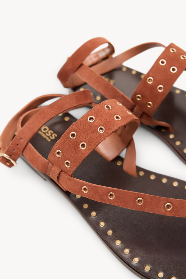 Hoss Intropia Miren. Sandalias de ante con tachas Camel