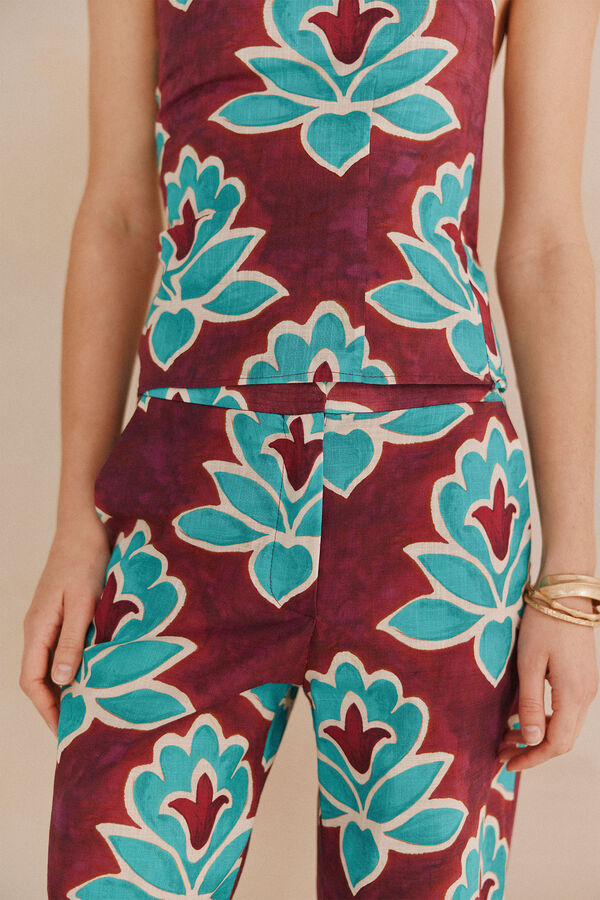 Hoss Intropia Poline. Pantalones estampados Granate