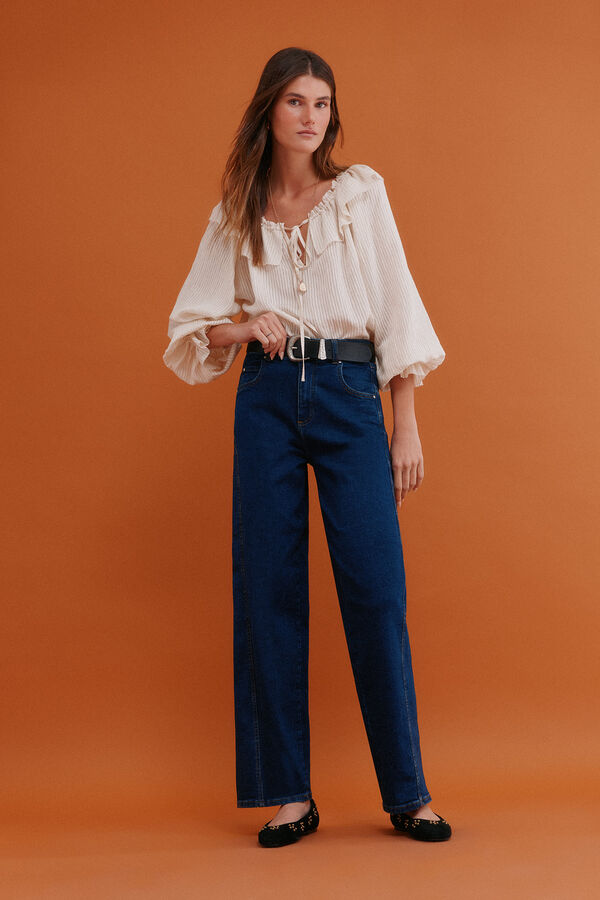 Hoss Intropia Cassandra. Blusa romântica Ecru