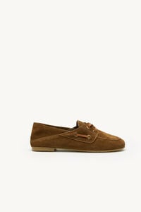 Hoss Intropia Marcela. N&aacute;uticos en serraje