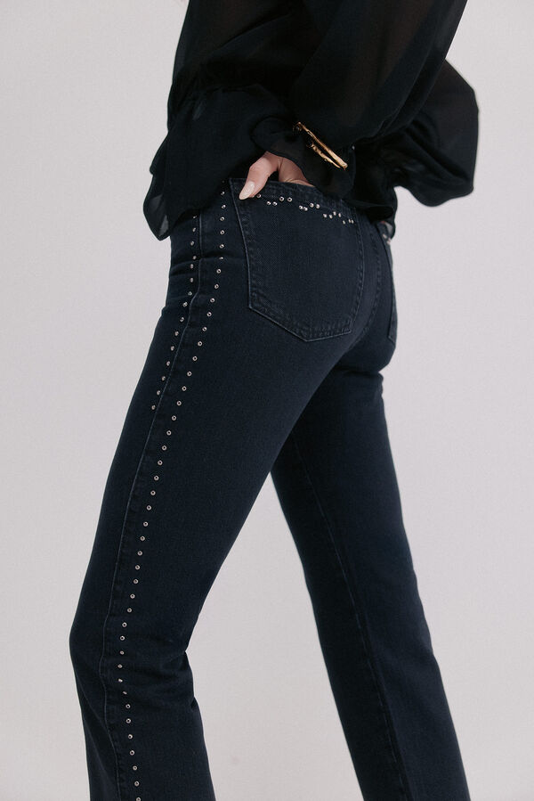 Hoss Intropia Basileia. Calça jeans com tachas Cinzento