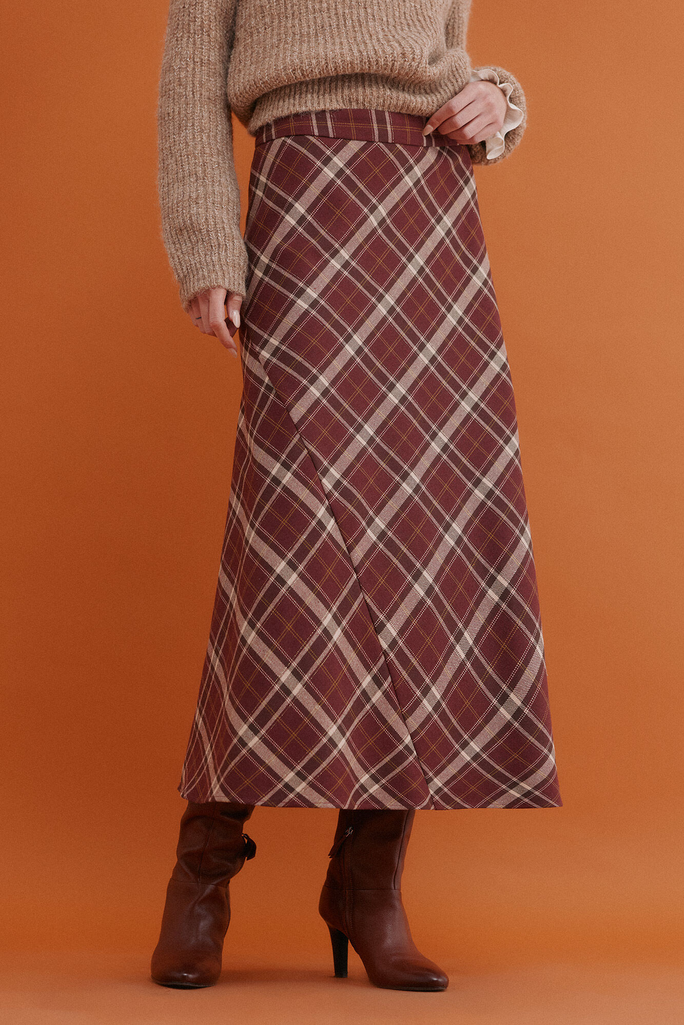 Hoss Intropia Ren&eacute;e. Saia xadrez