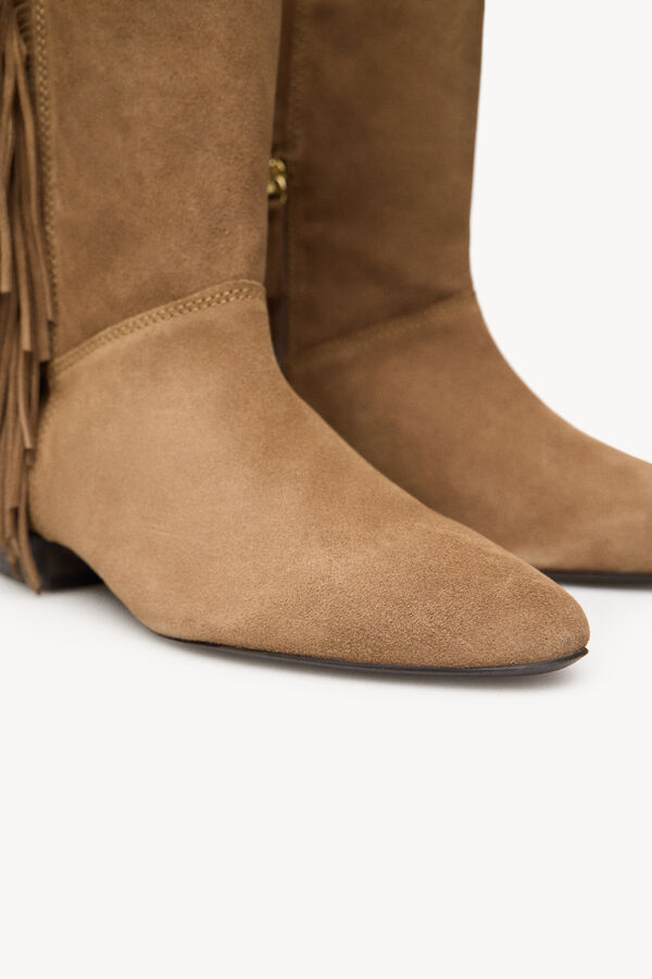 Hoss Intropia Lola. Botas de croute com franjas Beige