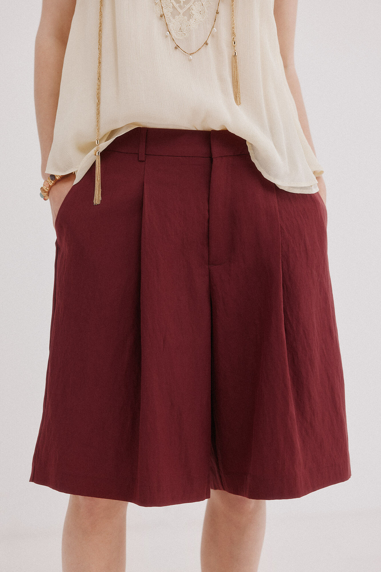 Hoss Intropia Bermudas fluidas Paisley