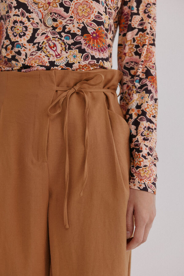 Hoss Intropia Piper. Calça de laçada Verde