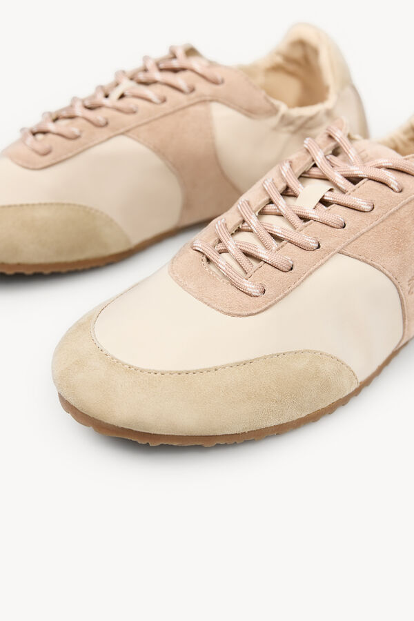 Hoss Intropia Miriam. Sneaker estilo ballet Beige