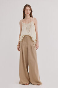 Hoss Intropia Poppy. Pantal&oacute;n flu&iacute;do con pinzas