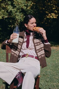 Hoss Intropia Inola. Cárdigan grecas