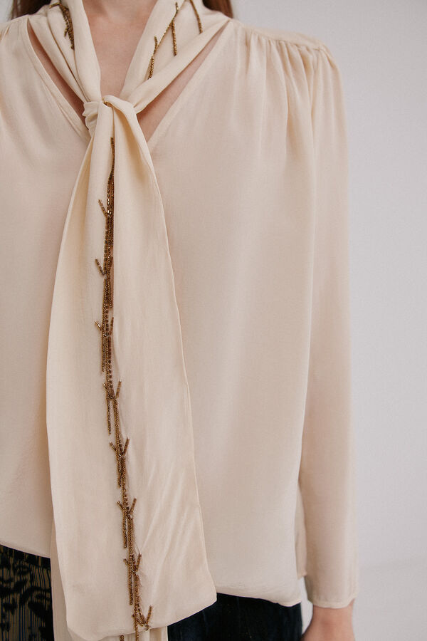 Hoss Intropia Carrie. Blusa com laçada Ecru