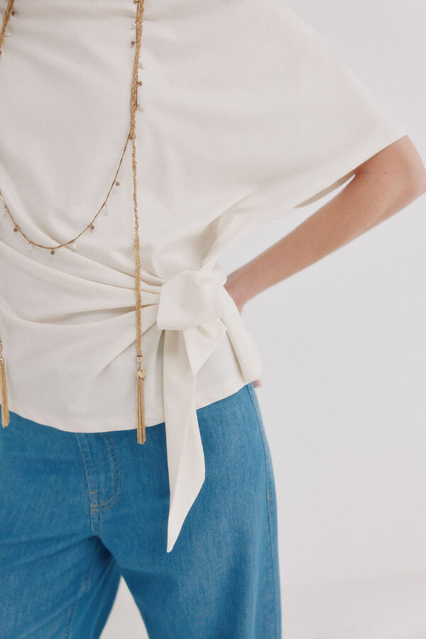 Hoss Intropia Mele. Camiseta tejido flu&iacute;do Beige
