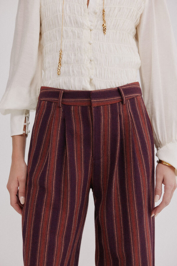 Hoss Intropia Pippa. Pantalón a rayas Granate