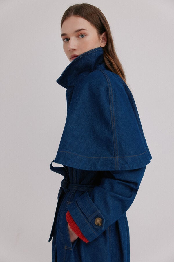 Hoss Intropia Darelle. Gabardina em denim Azul