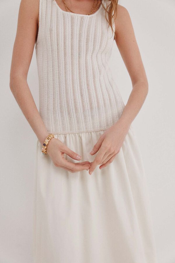 Hoss Intropia Alba. Vestido de malha combinado  Beige