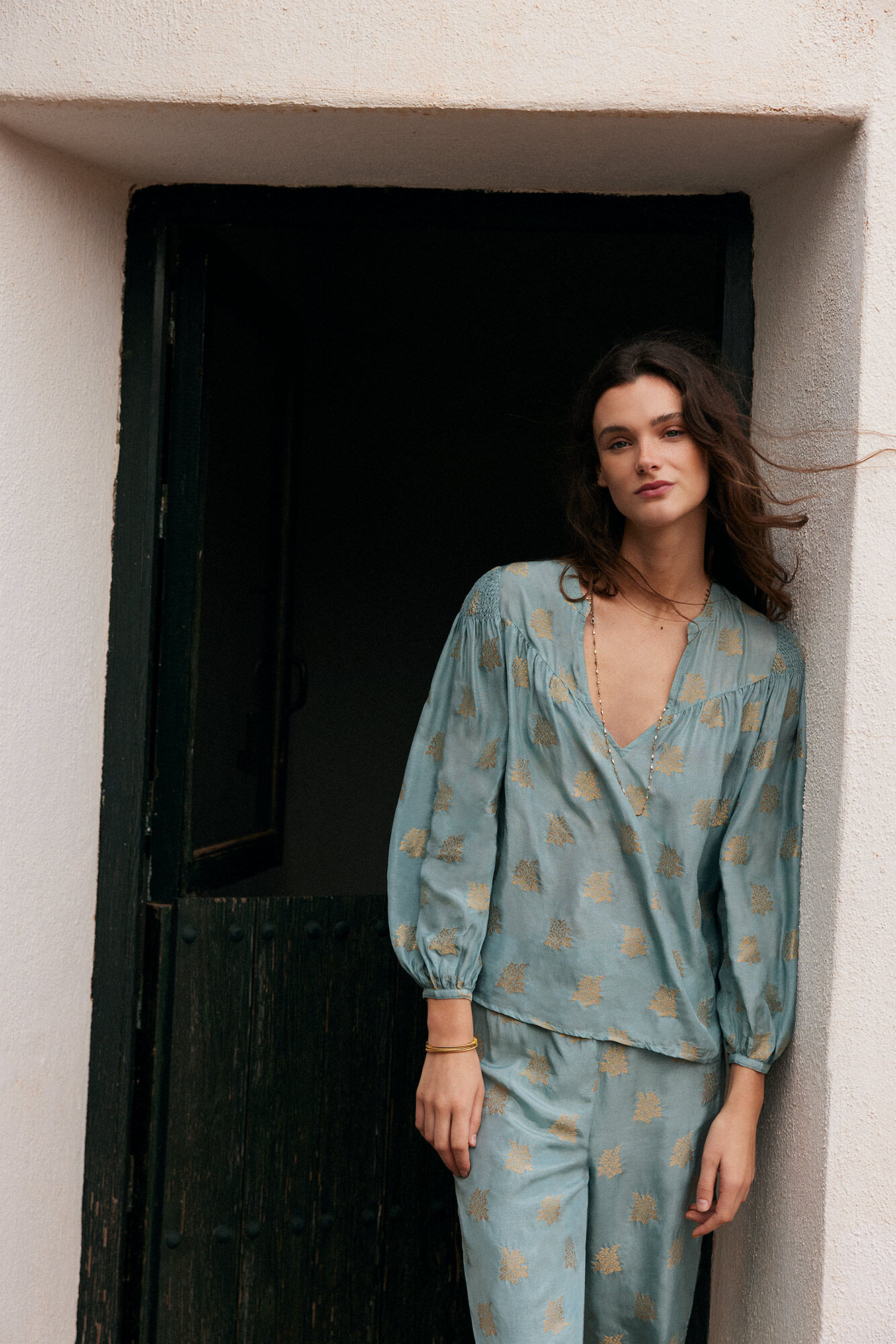 Bela Blusa fluida con lurex