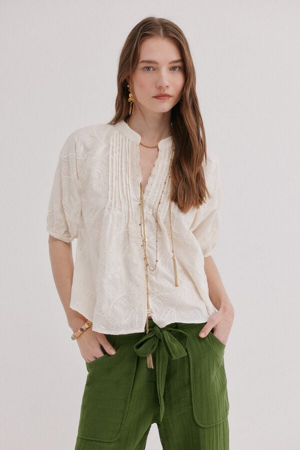 Hoss Intropia Celia. Blusa bordado floral Marfil