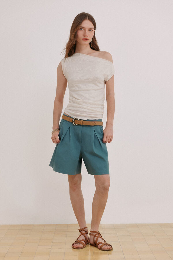 Hoss Intropia Marga. Camiseta asim&eacute;trica Marfil