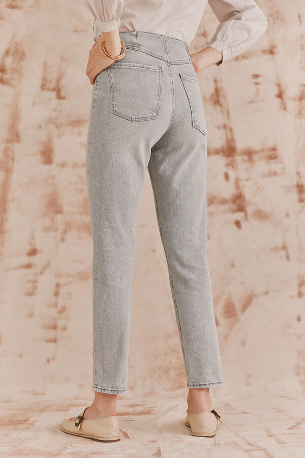 Hoss Intropia Beatriz. Jeans con canesu Gris