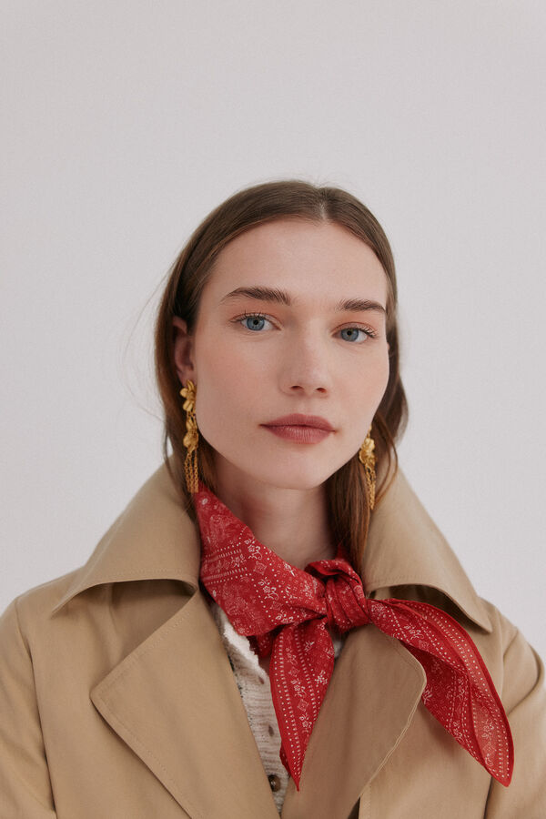 Hoss Intropia Dahlia. Desportiva curta Beige