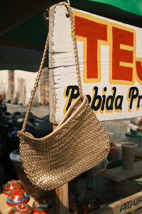 Hoss Intropia Noelle. Bolso bandolera Trenzada en piel Dorado