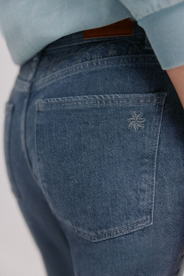 Hoss Intropia Bernice. Vaquero bootcut Gris