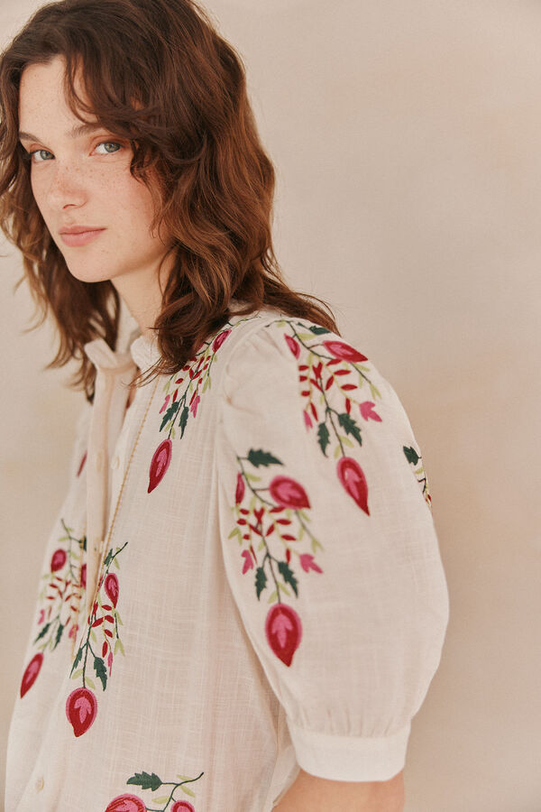 Hoss Intropia Carla Blusa bordada flores Beige