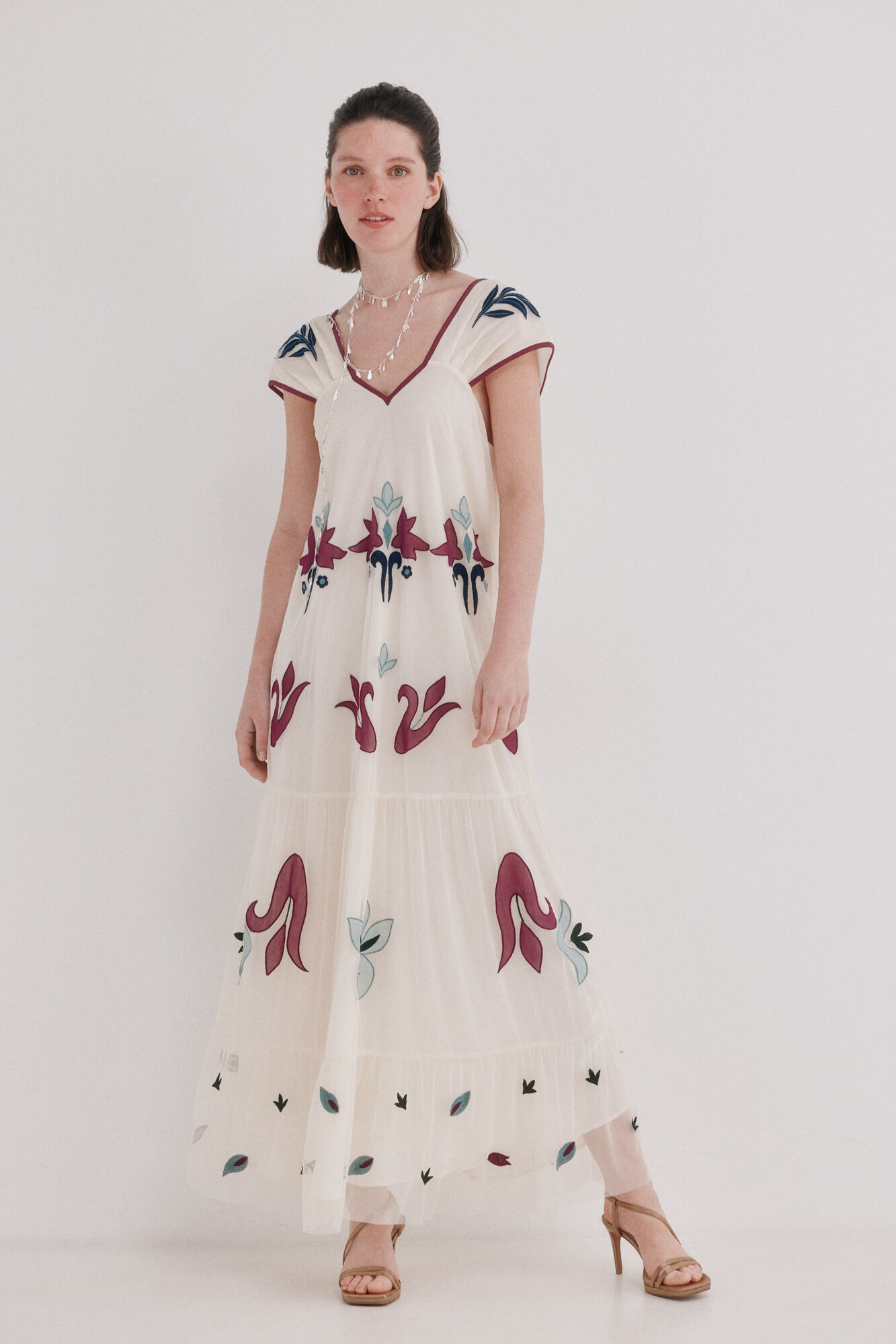 Hoss Intropia Aiora. Vestido rom&aacute;ntico