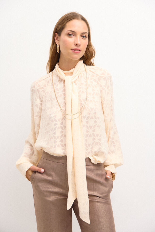 Hoss Intropia Fátima. Blusa de laçada. Ecru