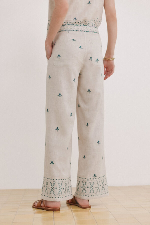 Hoss Intropia Prime. Cal&ccedil;a bordada Ecru