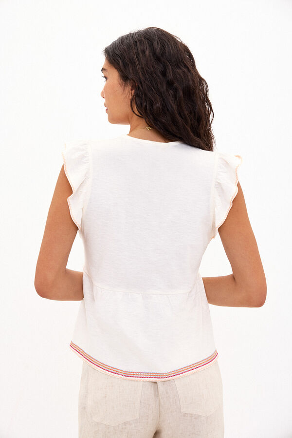 Hoss Intropia Trace. Camiseta de algodón bordada Marfil