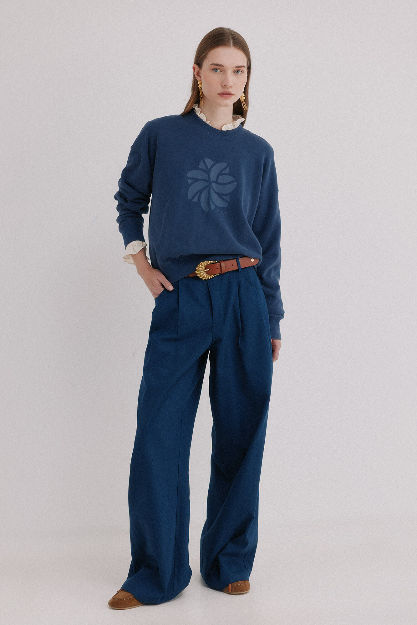 Hoss Intropia M&oacute;nica. Sweatshirt lavada
