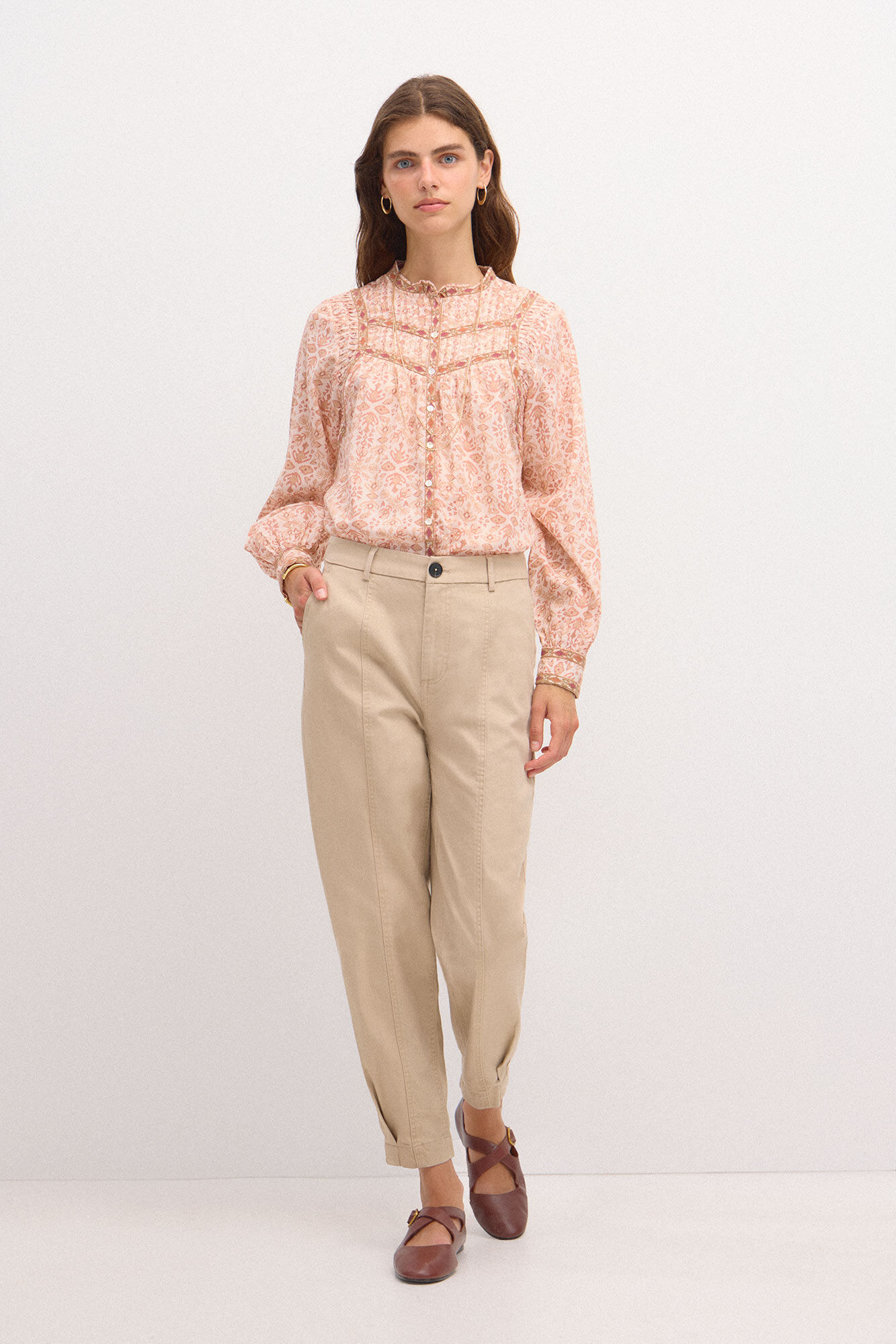 Blusas con tiras bordadas on sale