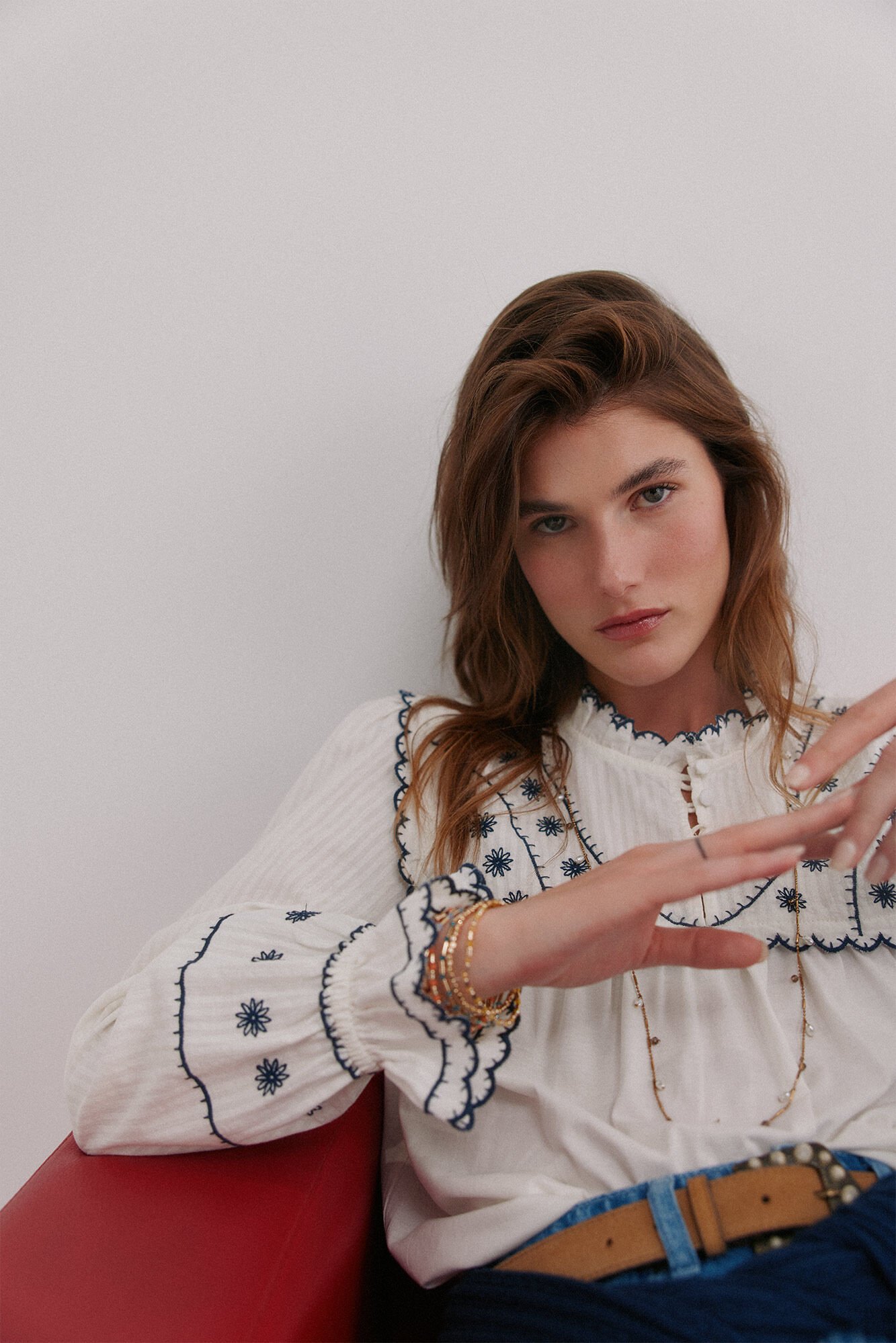 Hoss Intropia Melisa. Camiseta bordada