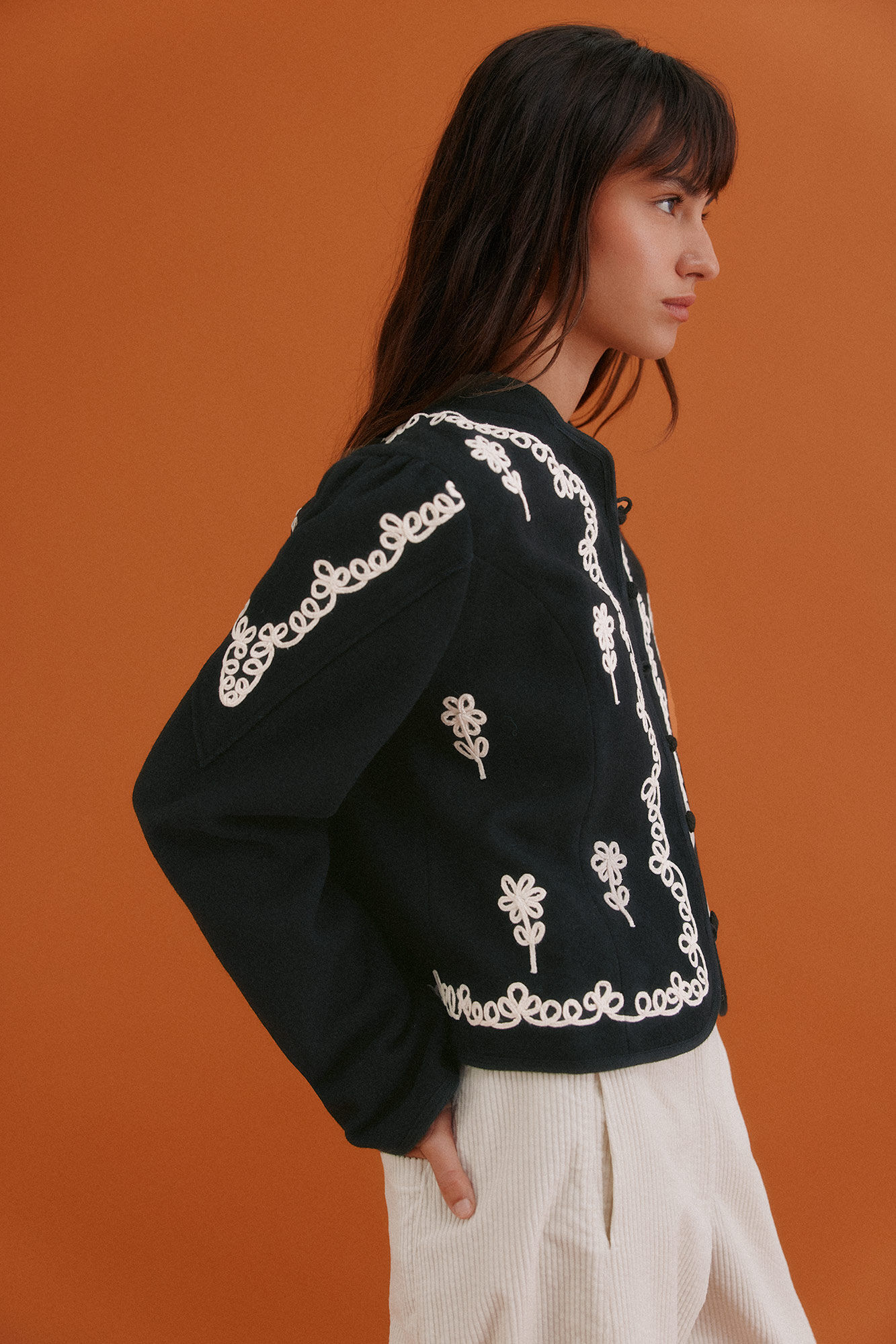 Hoss Intropia Fabiola. Casaco bordada