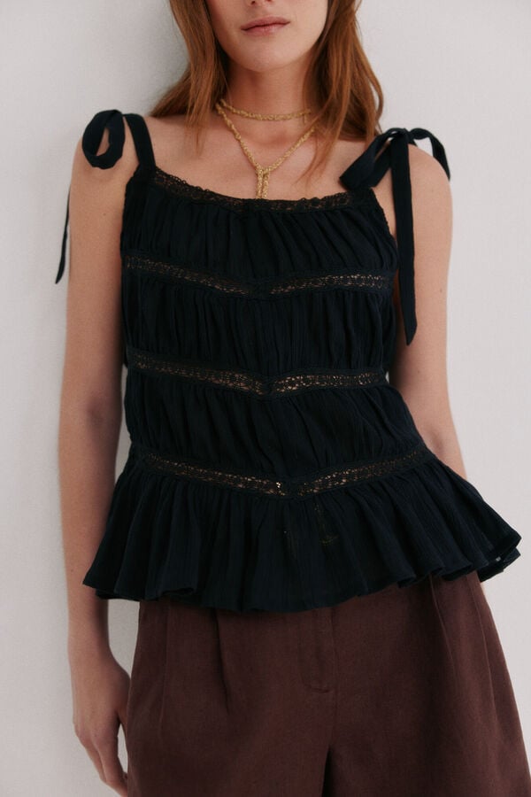 Hoss Intropia Matilda. Top fluido Preto