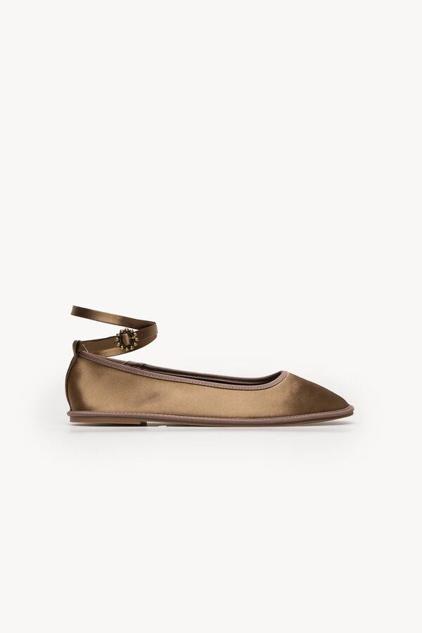 Hoss Intropia Maira. Persianas venezianas de cetim Khaki