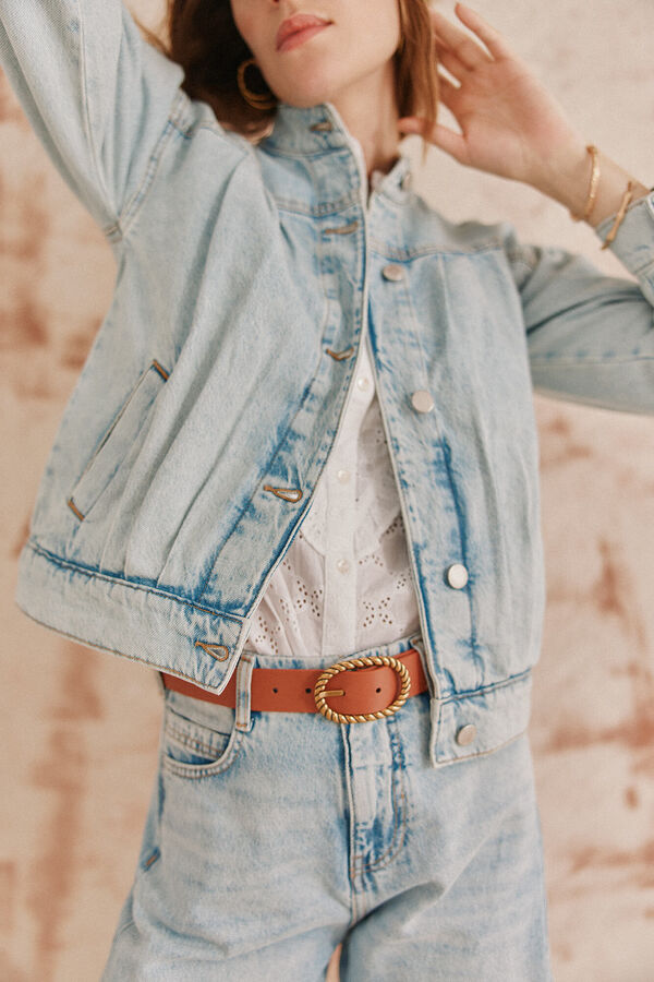 Hoss Intropia Blanca. Chaqueta bomber denim Azul
