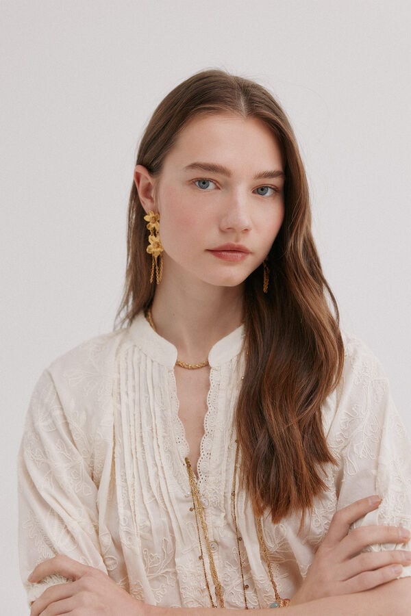 Hoss Intropia Celia. Blusa bordado floral Marfil