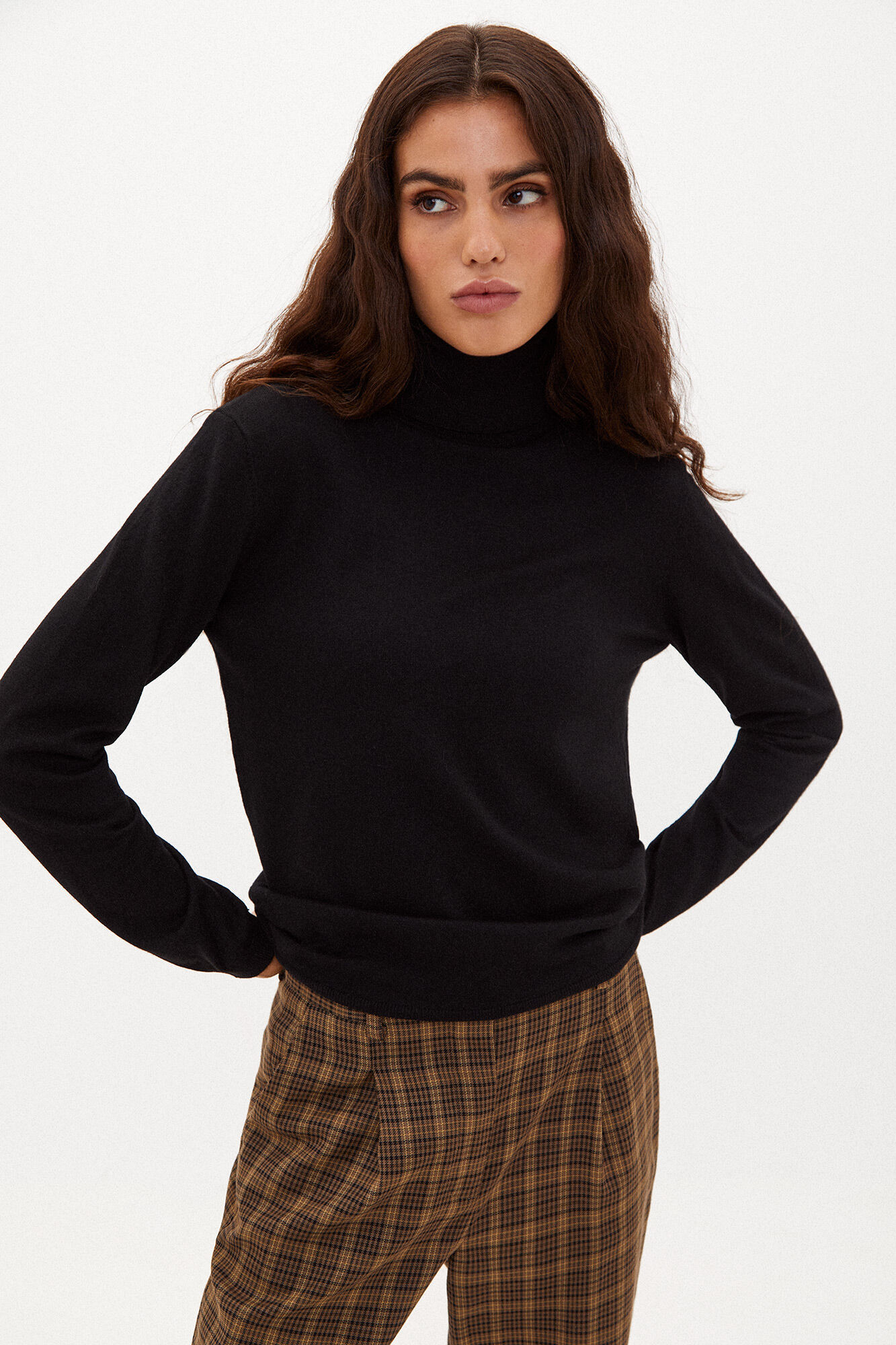 Selma. Jersey de cuello alto