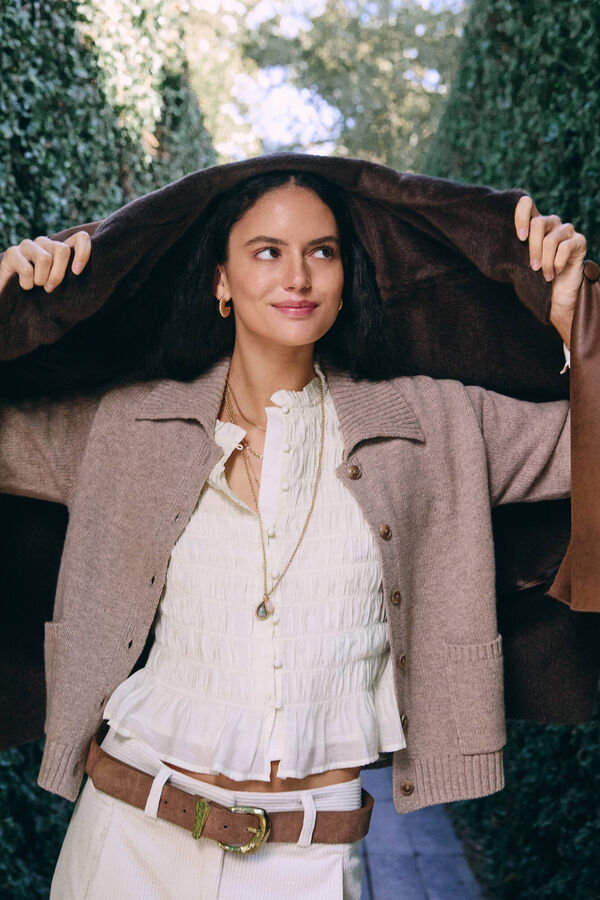 Hoss Intropia Itziar. Casaco de malha com bolsos Beige