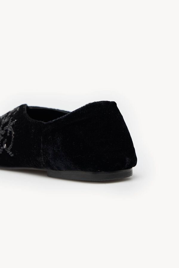 Hoss Intropia Maira. Babuchas de terciopelo Negro