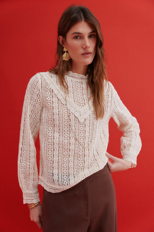 Hoss Intropia Camille. Blusa em renda guipir Ecru