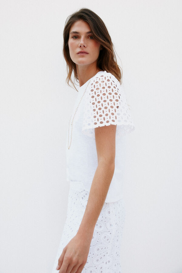 Hoss Intropia Mariana. T-shirt com folhos Branco