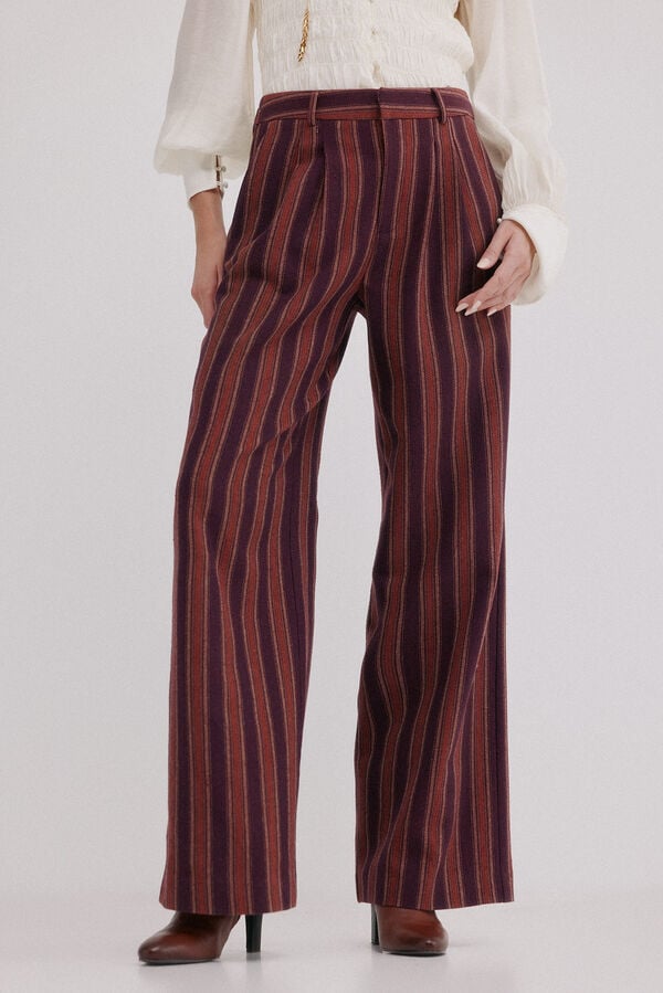 Hoss Intropia Pippa. Pantalón a rayas Granate