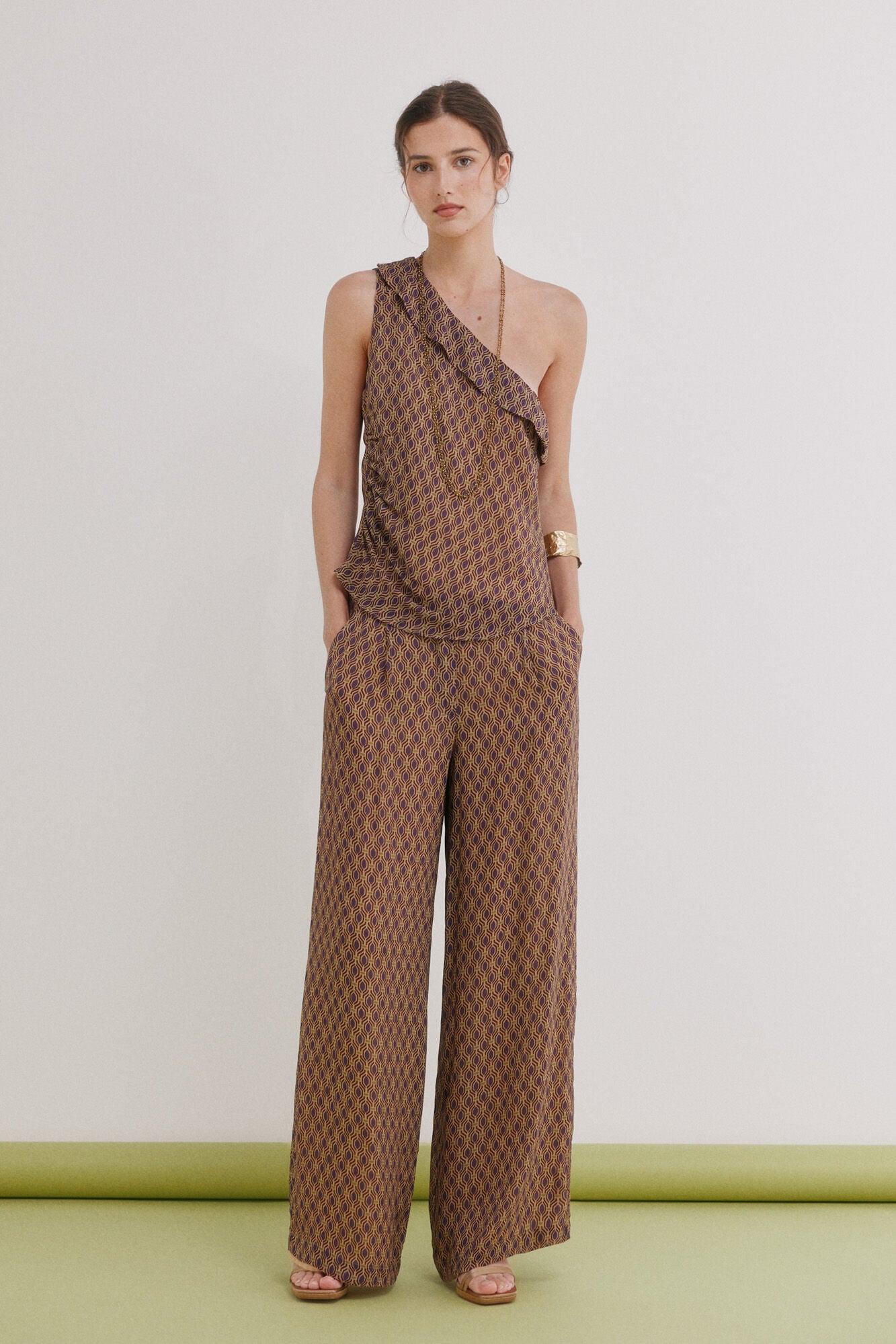Hoss Intropia Primrose. Pantal&oacute;n pinzas
